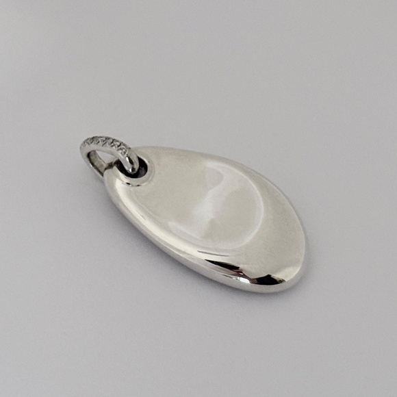 JOHN HARDY Pebble Pendant in Sterling Silver with Diamonds NWOT - Picture 2 of 2